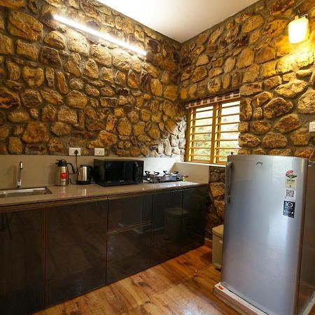 Tiyans Stone Castle Private Tea Villa Vagamon By Voye Homes 외부 사진