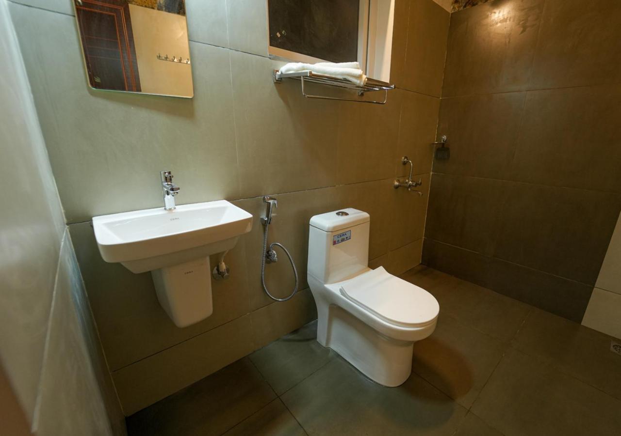 Tiyans Stone Castle Private Tea Villa Vagamon By Voye Homes 외부 사진