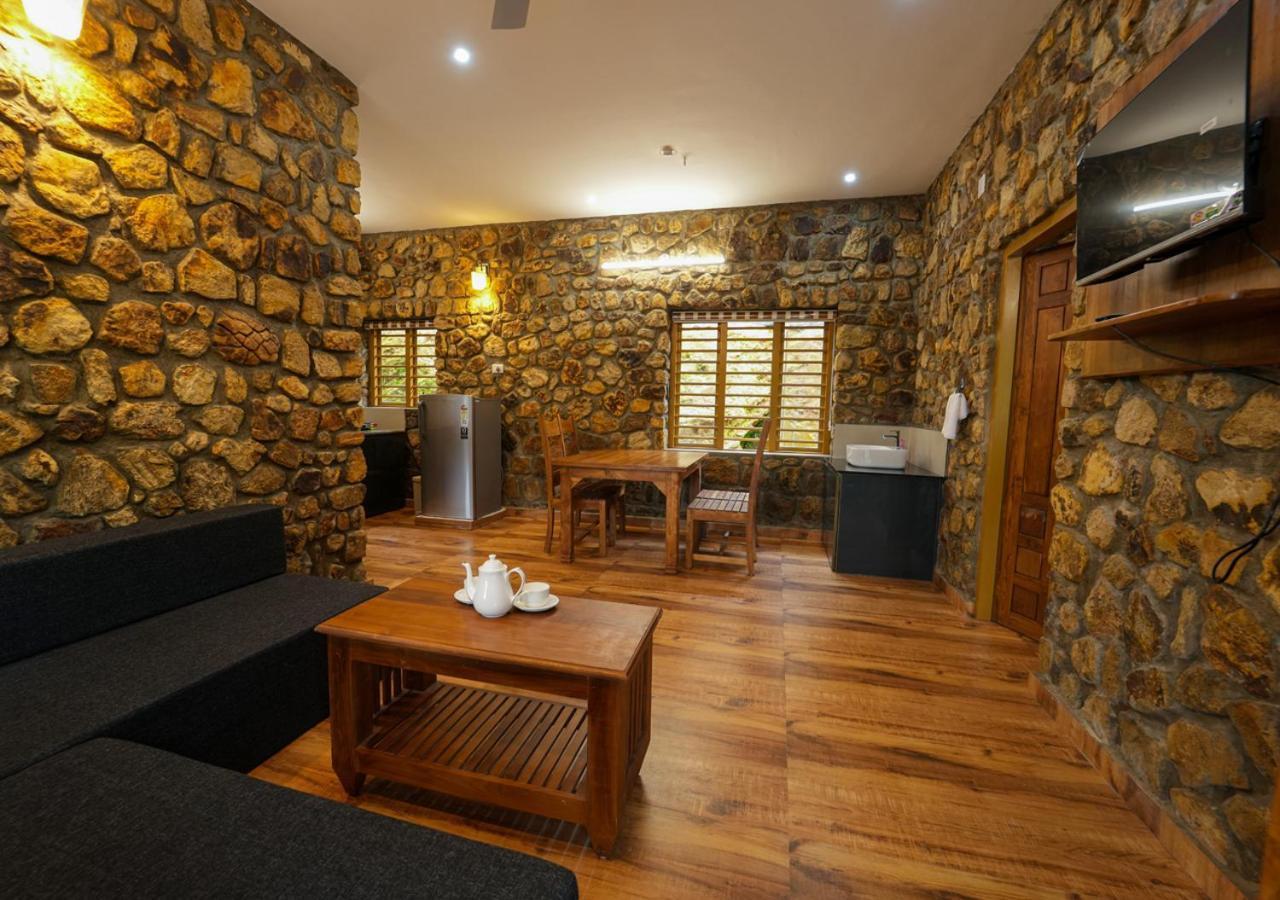 Tiyans Stone Castle Private Tea Villa Vagamon By Voye Homes 외부 사진